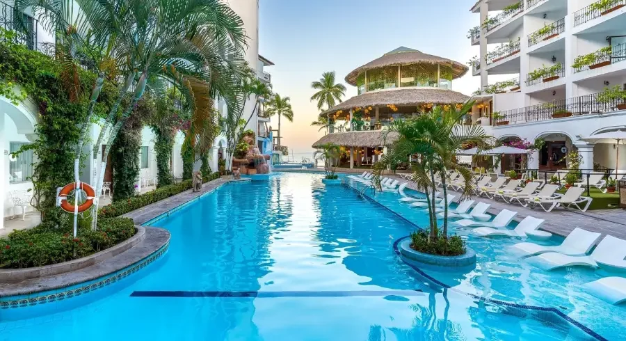 Playa Los Arcos Beach Resort & Spa